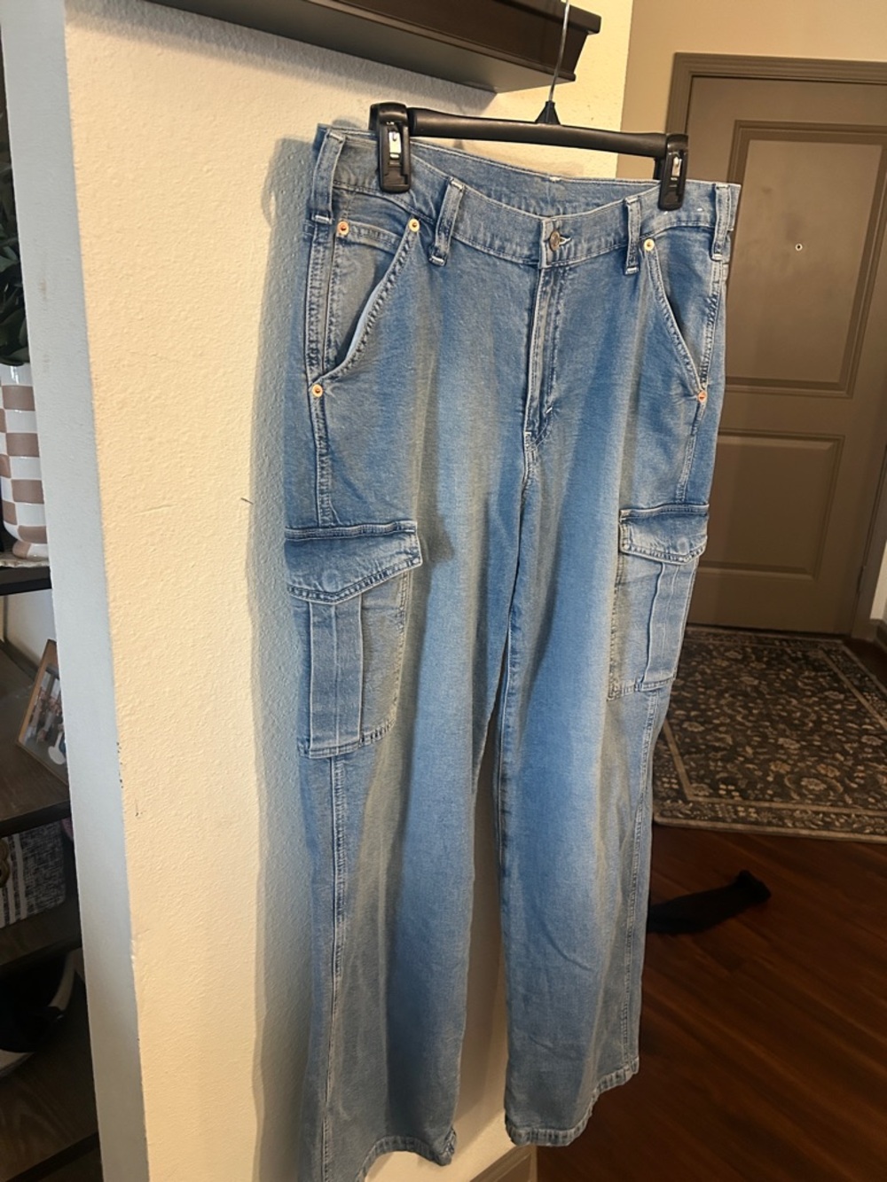 Gap Mid Rise '90s Loose Cargo Jeans - Picture 5 of 8